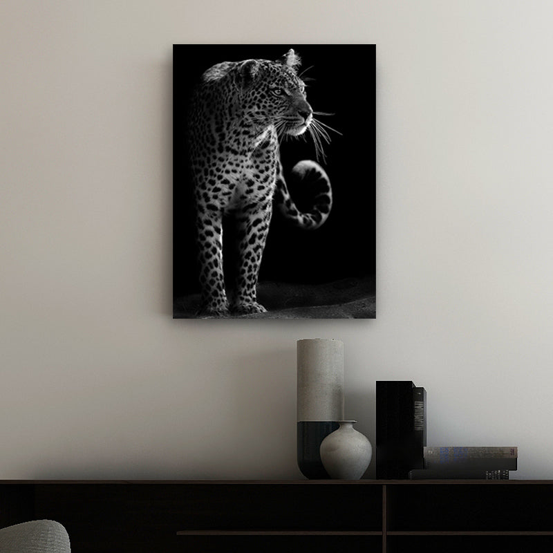Leopard Wall Decor Contemporary Canvas Wall Art in Dark Color for Living Room Clearhalo 'Art Gallery' 'Canvas Art' 'Contemporary Art Gallery' 'Modern' Arts' 1652798