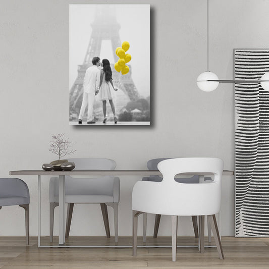 Couple with Balloon Canvas Prints Yellow Contemporary Wall Art Decor for Great Room Yellow Clearhalo 'Art Gallery' 'Canvas Art' 'Contemporary Art Gallery' 'Modern' Arts' 1653087