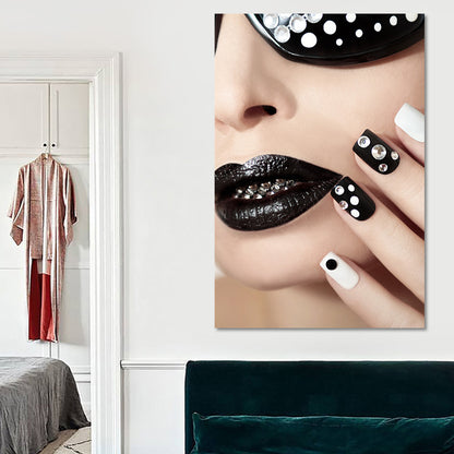 Nail and Makeup Canvas Art Modern Stylish Textured Salon House Wall Decor in Black Black Clearhalo 'Art Gallery' 'Canvas Art' 'Contemporary Art Gallery' 'Modern' Arts' 1654260