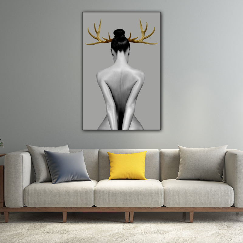 Woman with Antler Wall Art Textured Modern Style Dining Room Canvas Print in Gold Gold Design 2 Clearhalo 'Art Gallery' 'Canvas Art' 'Contemporary Art Gallery' 'Modern' Arts' 1654320