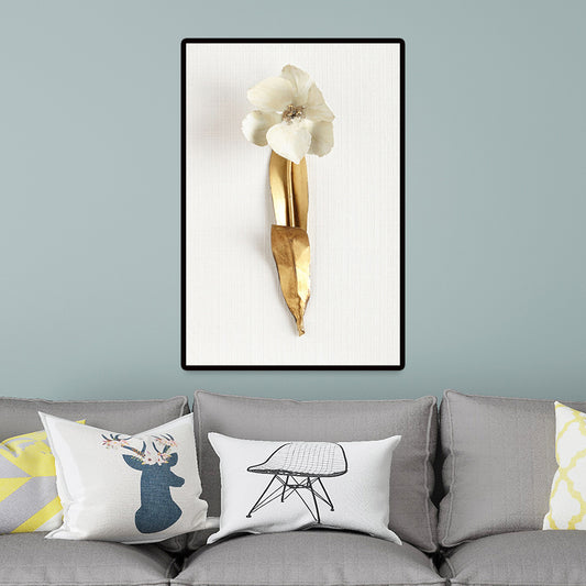 Photography Flower Bouquet Canvas Wall Art for Living Room, Gold and White, Texture Clearhalo 'Arts' 'Canvas Art' 1655214