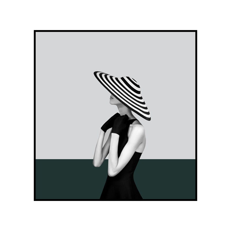 Contemporary Lady Square Canvas Print Dark Color Decorative Wall Art for Living Room Clearhalo 'Art Gallery' 'Canvas Art' 'Contemporary Art Gallery' 'Modern' Arts' 1656094