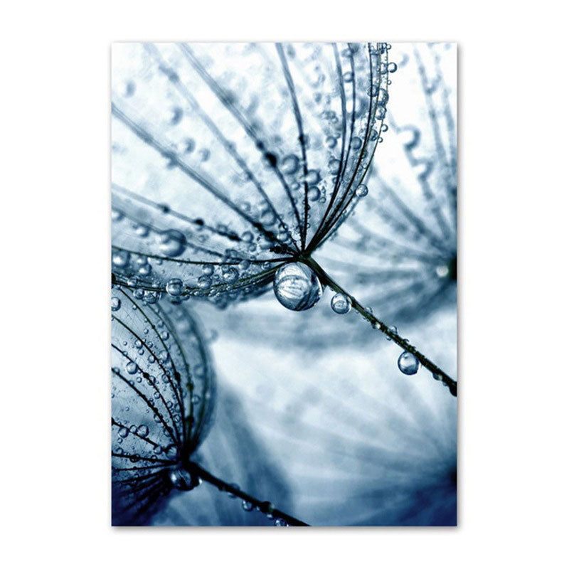 Leaf with Dew Canvas Art Nordic Textured Living Room Wall Decoration in Soft Color Clearhalo 'Arts' 'Canvas Art' 1657904