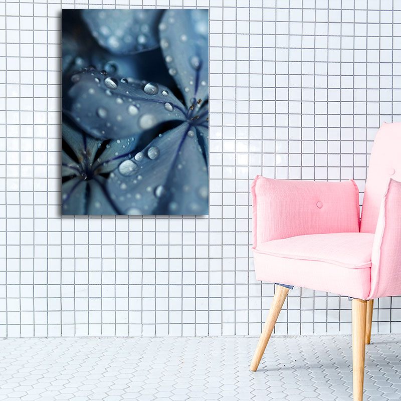 Leaf with Dew Canvas Art Nordic Textured Living Room Wall Decoration in Soft Color Clearhalo 'Arts' 'Canvas Art' 1657910