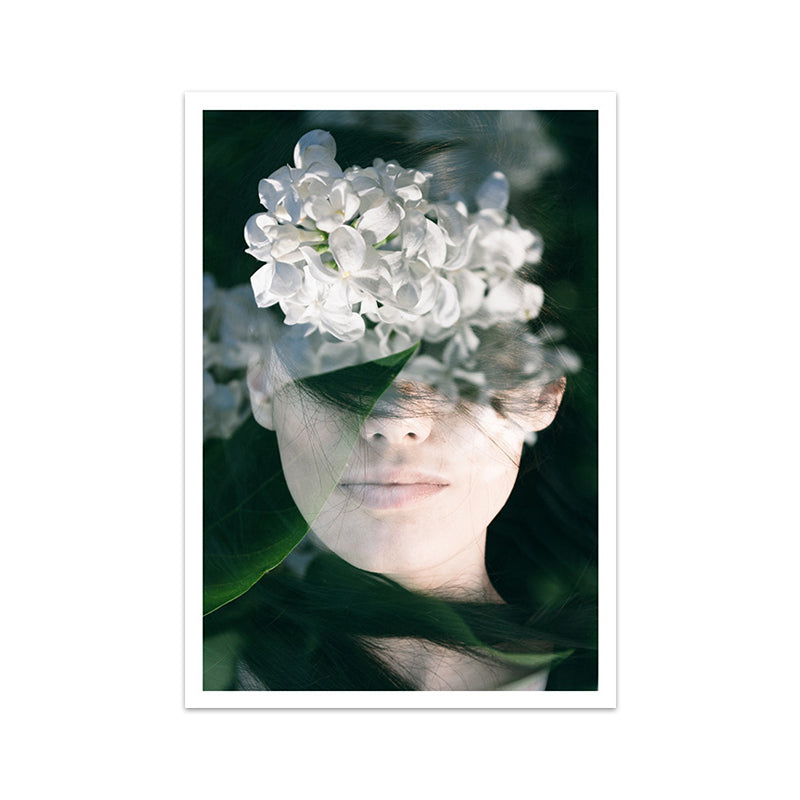 Photography Woman and Flower Canvas Art for Girls Bedroom, White and Green, Textured Clearhalo 'Arts' 'Canvas Art' 1658736