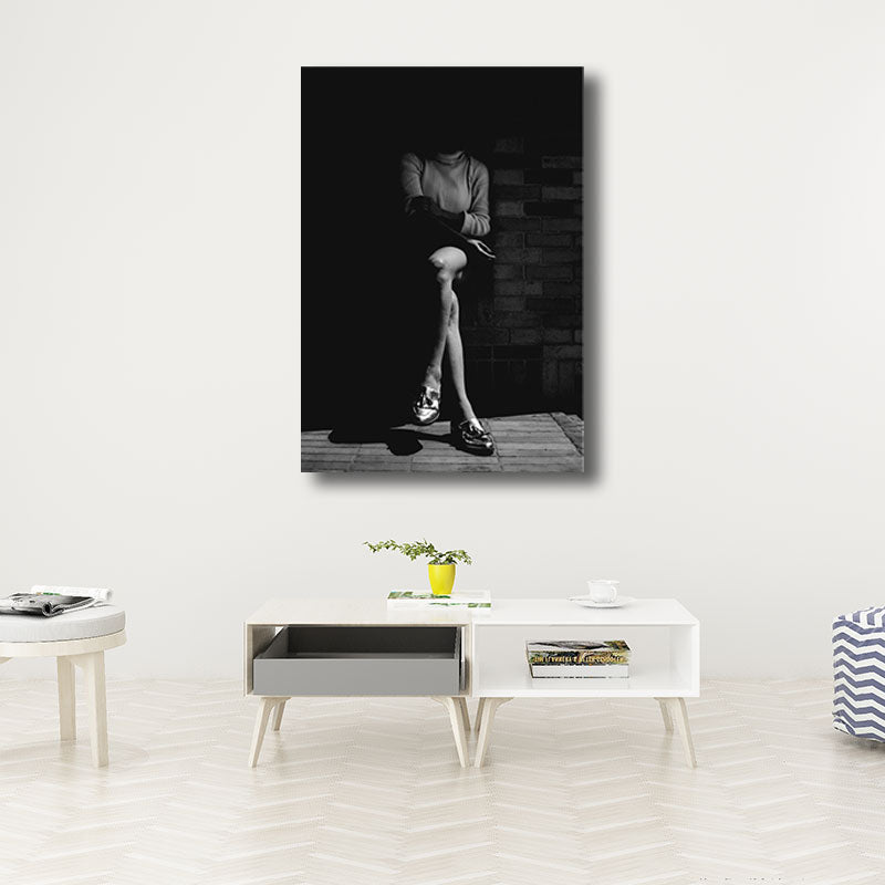 Photographs Modernist Canvas Wall Art Sitting Woman in Black, Multiple Size Options Clearhalo 'Art Gallery' 'Canvas Art' 'Contemporary Art Gallery' 'Modern' Arts' 1659207
