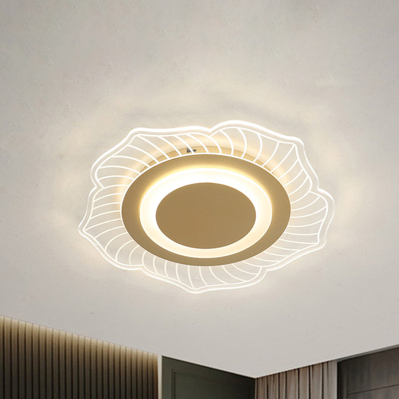 Acrylic Floral Flush Light Fixture Nordic LED Flush Close to Ceiling Lamp in Gold, Warm/White Light Gold Clearhalo 'Ceiling Lights' 'Close To Ceiling Lights' 'Close to ceiling' 'Flush mount' Lighting' 1687687