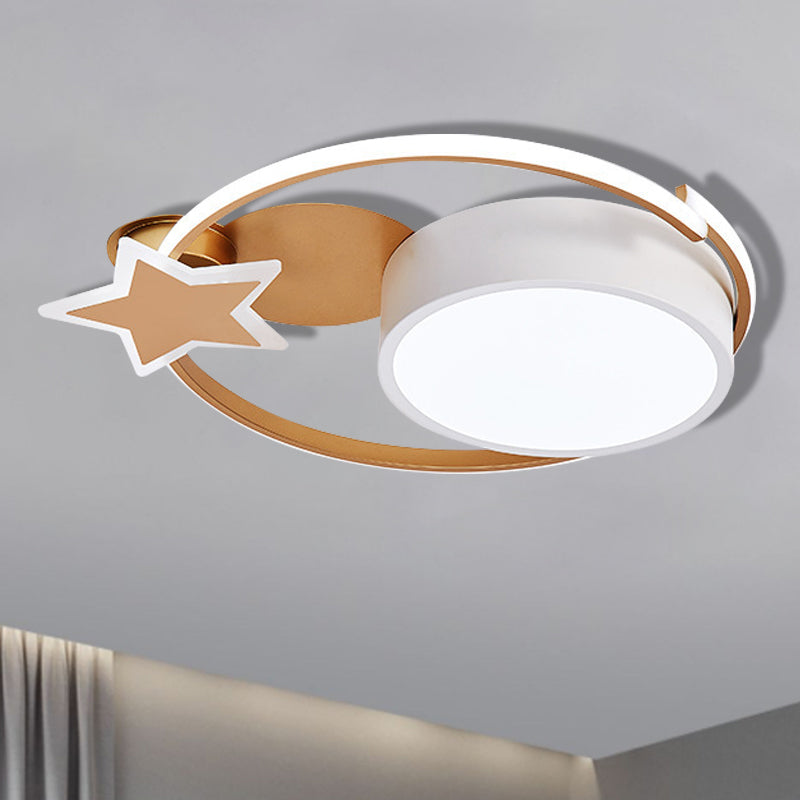 Acrylic Star and Round Flush Mount Minimalist White/Gold LED Ceiling Light Fixture for Bedroom Clearhalo 'Ceiling Lights' 'Close To Ceiling Lights' 'Close to ceiling' 'Flush mount' Lighting' 1687696