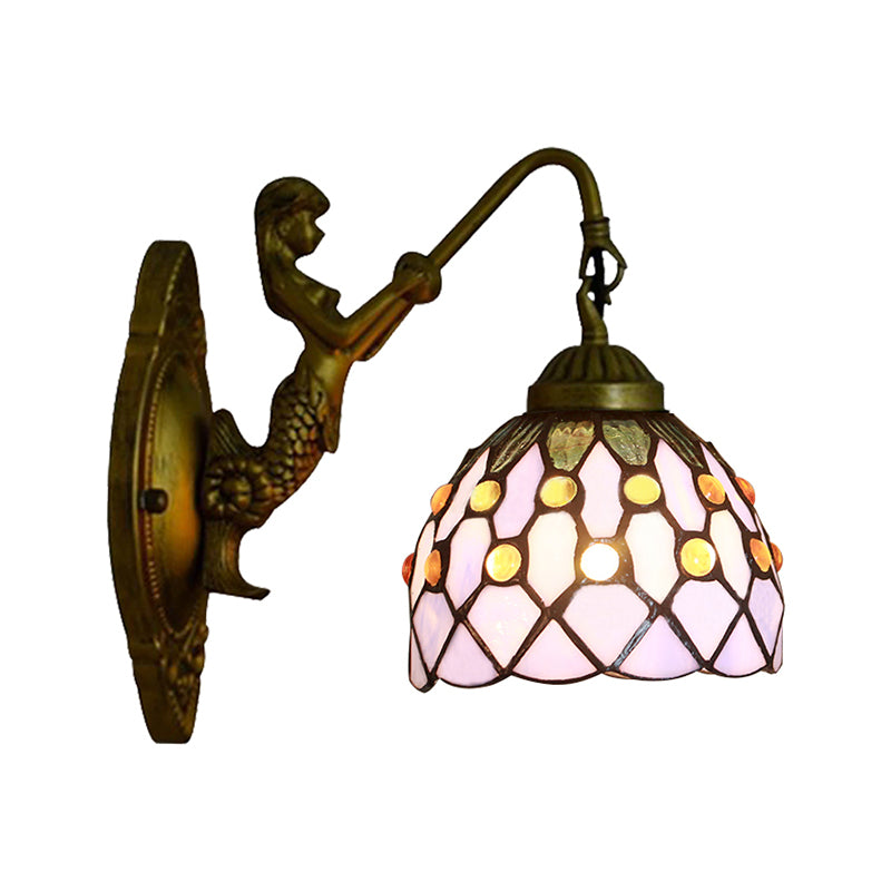 Vintage Dome Wall Mount Light Stained Glass One Light Mini Wall Sconce Light in Brass Clearhalo 'Industrial' 'Middle century wall lights' 'Tiffany wall lights' 'Tiffany' 'Wall Lamps & Sconces' 'Wall Lights' Lighting' 168824
