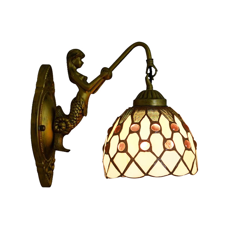 Vintage Dome Wall Mount Light Stained Glass One Light Mini Wall Sconce Light in Brass Clearhalo 'Industrial' 'Middle century wall lights' 'Tiffany wall lights' 'Tiffany' 'Wall Lamps & Sconces' 'Wall Lights' Lighting' 168831