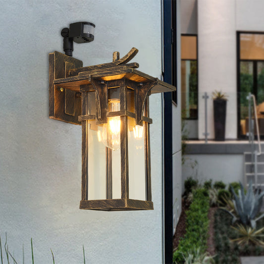 Black/Brass Wall Mount Lighting Industrial Clear/Water Glass 1-Light Outdoor Surface Wall Sconce Clearhalo 'Art deco wall lights' 'Cast Iron' 'Glass' 'Industrial wall lights' 'Industrial' 'Middle century wall lights' 'Modern' 'Rustic wall lights' 'Tiffany' 'Traditional wall lights' 'Wall Lamps & Sconces' 'Wall Lights' Lighting' 1688310