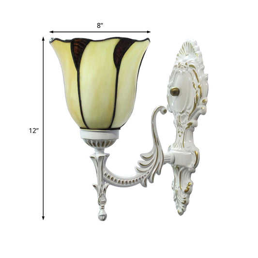 Tiffany Bell Wall Sconce Light Single Light Stained Glass Wall Lamp in Beige for Corridor Clearhalo 'Industrial' 'Middle century wall lights' 'Tiffany wall lights' 'Tiffany' 'Wall Lamps & Sconces' 'Wall Lights' Lighting' 169023