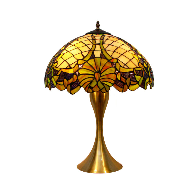 Hand Cut Glass Brass Table Lighting Domed 1 Light Baroque Nightstand Lamp with Pull-Chain Switch Clearhalo 'Lamps' 'Table Lamps' Lighting' 1694606