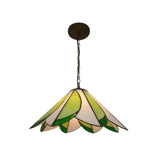 1 Bulb Ceiling Pendant Light Tiffany-Style Bloom Handcrafted Stained Glass Suspension Lighting in Green Clearhalo 'Ceiling Lights' 'Chandeliers' 'Industrial' 'Middle Century Pendants' 'Pendant Lights' 'Pendants' 'Tiffany close to ceiling' 'Tiffany Pendants' 'Tiffany' Lighting' 169544