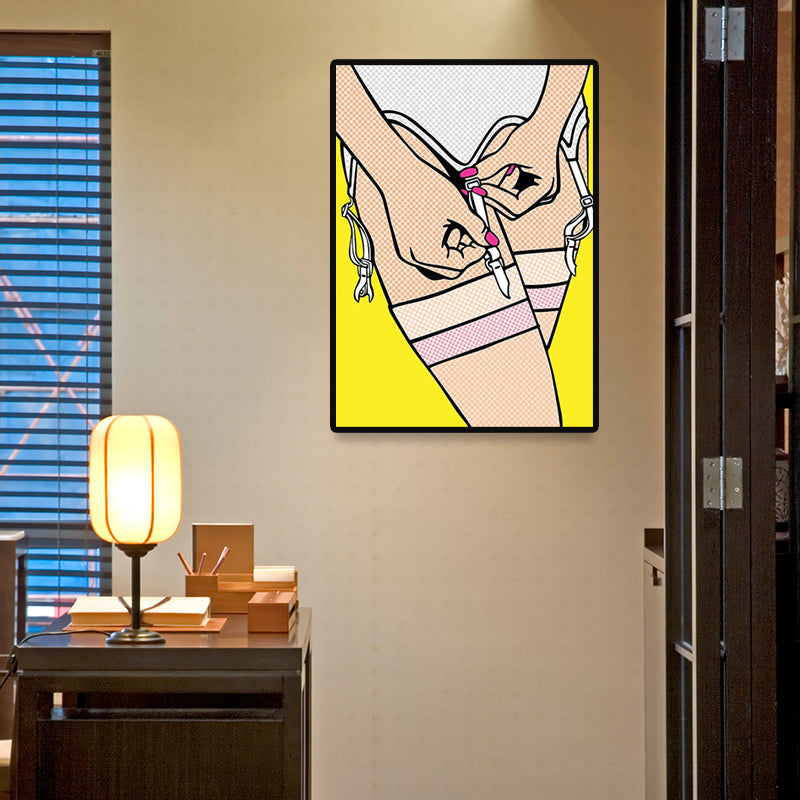 Contemporary Lady Wall Art for Parlor Canvas in Light Color, Multiple Size Available Clearhalo 'Art Gallery' 'Canvas Art' 'Contemporary Art Gallery' 'Modern' Arts' 1695715