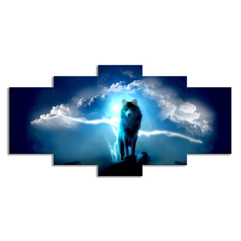 Mysterious Night Wolf Canvas Print House Interior Animal Pattern Wall Art in Blue Clearhalo 'Art Gallery' 'Canvas Art' 'Contemporary Art Gallery' 'Modern' Arts' 1695842