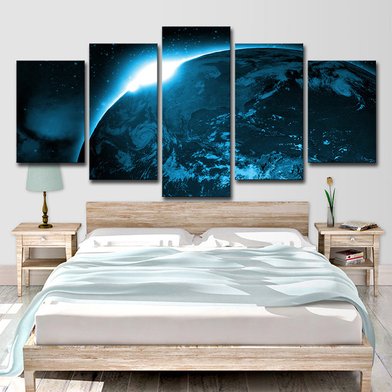 Cosmos the Earth Canvas Art Multi-Piece Sci-Fi Dining Room Wall Decor in Dark Blue Clearhalo 'Art Gallery' 'Canvas Art' 'Kids' Arts' 1705620