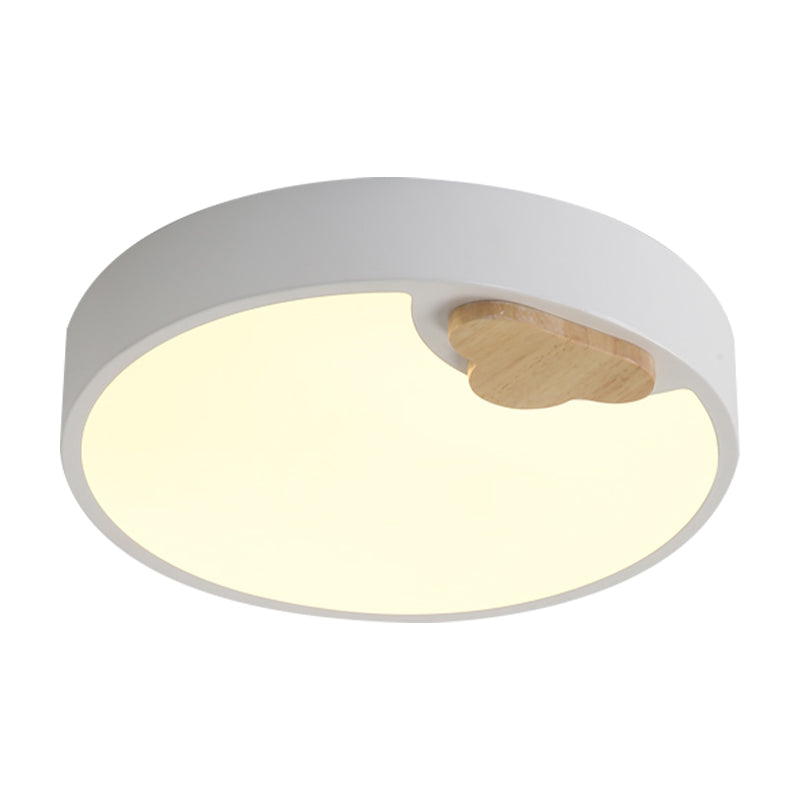 White LED Round Flush Mount Lamp Scandinavian Acrylic Ceiling Light Fixture, 16"/19.5" Width Clearhalo 'Ceiling Lights' 'Close To Ceiling Lights' 'Close to ceiling' 'Flush mount' Lighting' 1709498