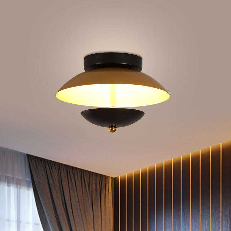 Modern Plate-Shape Ceiling Mounted Light Metallic Hall Aisle LED Flush Lamp Fixture in White/Gold - Gold - Clearhalo - 'Ceiling Lights' - 'Close To Ceiling Lights' - 'Close to ceiling' - 'Semi-flushmount' - Lighting' - 1709776