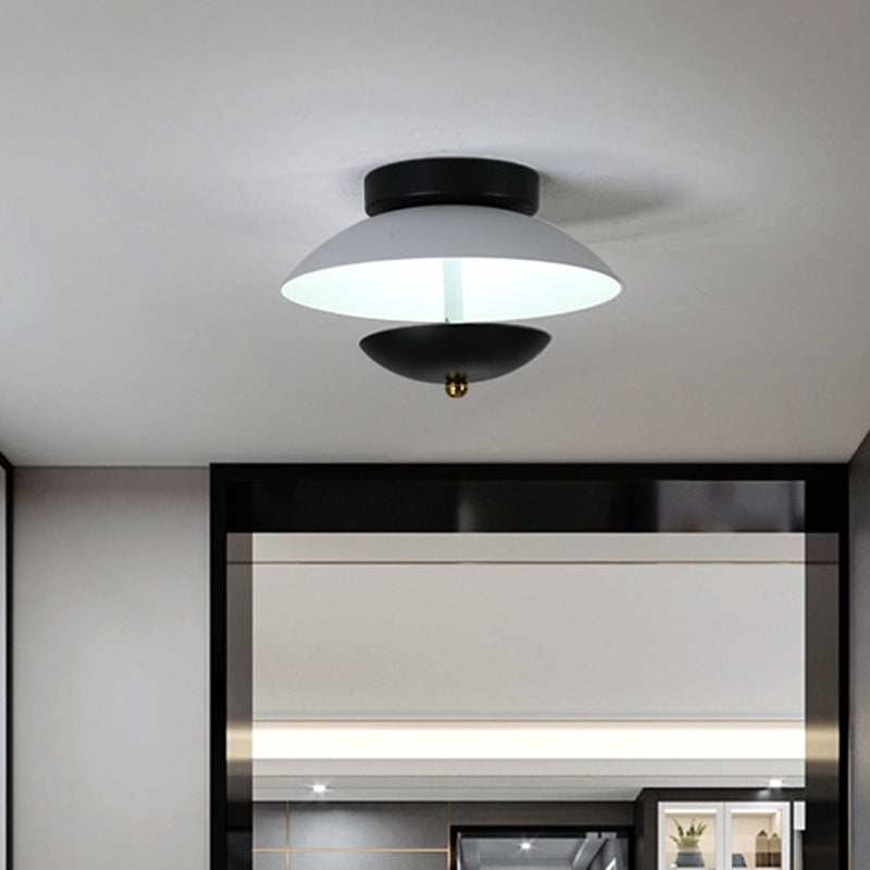 Modern Plate-Shape Ceiling Mounted Light Metallic Hall Aisle LED Flush Lamp Fixture in White/Gold - Clearhalo - 'Ceiling Lights' - 'Close To Ceiling Lights' - 'Close to ceiling' - 'Semi-flushmount' - Lighting' - 1709781