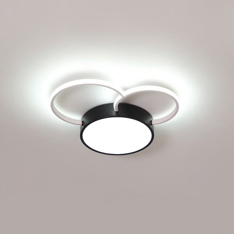 Round Close to Ceiling Lighting Modernism Metal LED Bedroom Flush Mount Lamp in Black-White, 16"/19.5"/23.5" Wide Clearhalo 'Ceiling Lights' 'Close To Ceiling Lights' 'Close to ceiling' 'Semi-flushmount' Lighting' 1710024