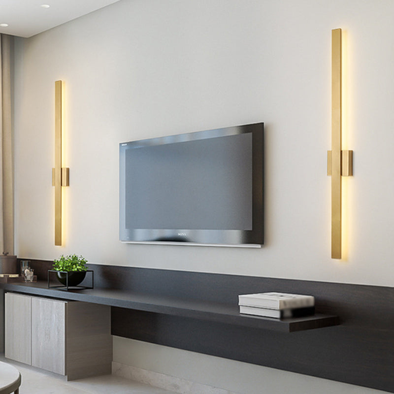 Acrylic Rectangle Wall Mount Lighting Nordic 23.5"/31.5" Wide LED Wall Light Sconce in Gold, Warm/White Light Clearhalo 'Cast Iron' 'Glass' 'Industrial' 'Modern wall lights' 'Modern' 'Tiffany' 'Traditional wall lights' 'Wall Lamps & Sconces' 'Wall Lights' Lighting' 1710686