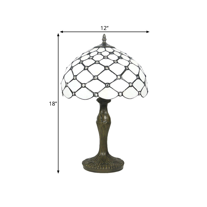 Brass 1 Light Night Lighting Tiffany White Glass Beaded Task Lamp with Scalloped Edge Clearhalo 'Lamps' 'Table Lamps' Lighting' 1710881