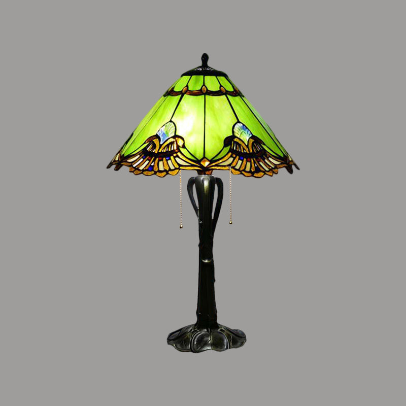 Cone/Dome Nightstand Lighting Victorian Cut Glass 2-Head Gold Pull Chain Table Lamp with Blossom Pattern Clearhalo 'Lamps' 'Table Lamps' Lighting' 1710959