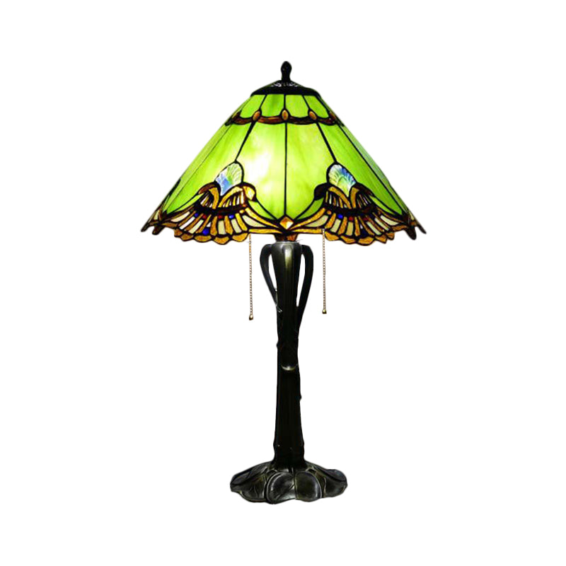 Cone/Dome Nightstand Lighting Victorian Cut Glass 2-Head Gold Pull Chain Table Lamp with Blossom Pattern Clearhalo 'Lamps' 'Table Lamps' Lighting' 1710960