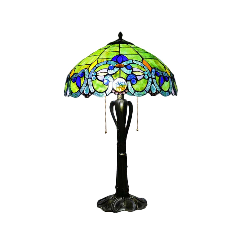 Cone/Dome Nightstand Lighting Victorian Cut Glass 2-Head Gold Pull Chain Table Lamp with Blossom Pattern Clearhalo 'Lamps' 'Table Lamps' Lighting' 1710970