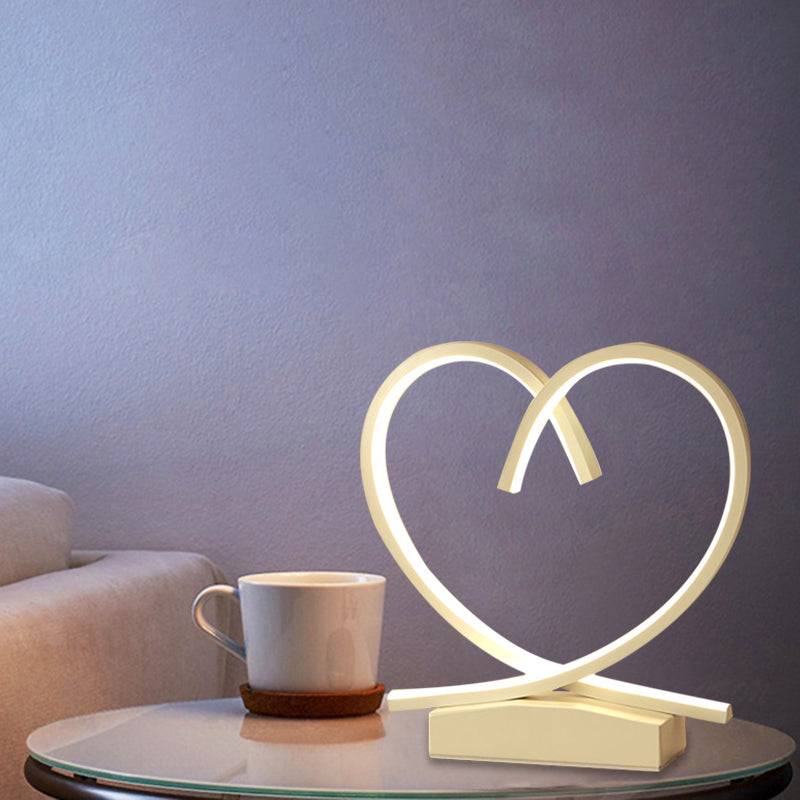 Loving Heart Wooden Night Table Light Simplicity Black/White/Wood LED Desk Lighting for Sleeping Room Clearhalo 'Lamps' 'Table Lamps' Lighting' 1711071