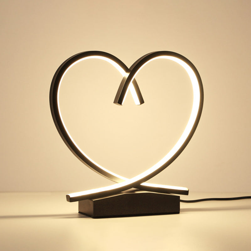 Loving Heart Wooden Night Table Light Simplicity Black/White/Wood LED Desk Lighting for Sleeping Room Clearhalo 'Lamps' 'Table Lamps' Lighting' 1711076
