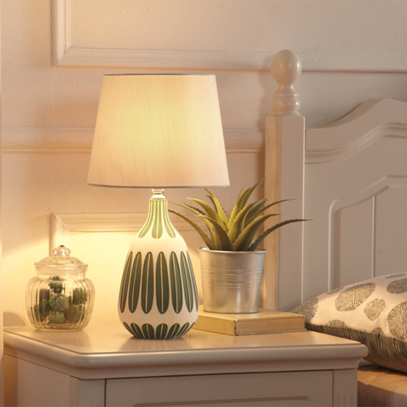 Scandinavian 1 Head Table Light Pink/Green/Purple Barrel Nightstand Lamp with Fabric Shade for Bedside Clearhalo 'Lamps' 'Table Lamps' Lighting' 1711119