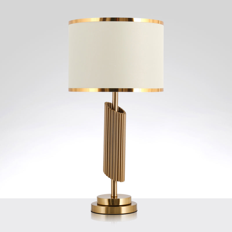 Fabric Barrel Table Lighting Classic 1-Light Parlor Night Lamp with Bevel-Cut Cylinder Base in Brass Clearhalo 'Lamps' 'Table Lamps' Lighting' 1711263