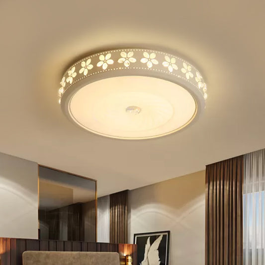 Round Metal Ceiling Fixture Minimalism 20.5"/24.5" Wide LED White Flush Mount Lamp with Floral Crystal Deco in Warm/White Light Clearhalo 'Ceiling Lights' 'Close To Ceiling Lights' 'Close to ceiling' 'Flush mount' Lighting' 1712541