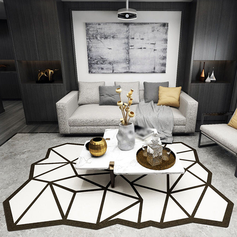 Novelty Living Room Irregular Rug in Black and White Geometric Fan Print Rug Polyester Pet Friendly Area Rug White Clearhalo 'Area Rug' 'Rug' 1715764