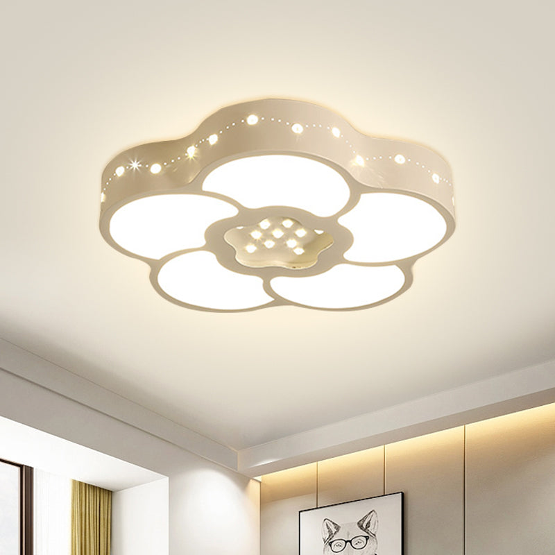 Simplicity Flower/Moon Flush Mount Faceted Crystal LED Bedroom Ceiling Light Fixture in Chrome Clearhalo 'Ceiling Lights' 'Close To Ceiling Lights' 'Close to ceiling' 'Flush mount' Lighting' 1723228