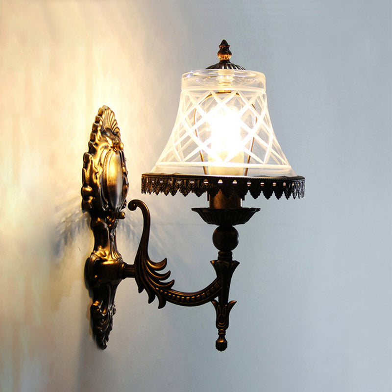 Traditional Bell Wall Lighting Clear Glass 1 Light Sconce Light for Dining Room Clear Clearhalo 'Cast Iron' 'Glass' 'Industrial' 'Middle century wall lights' 'Modern' 'Tiffany wall lights' 'Tiffany' 'Traditional wall lights' 'Wall Lamps & Sconces' 'Wall Lights' Lighting' 174206