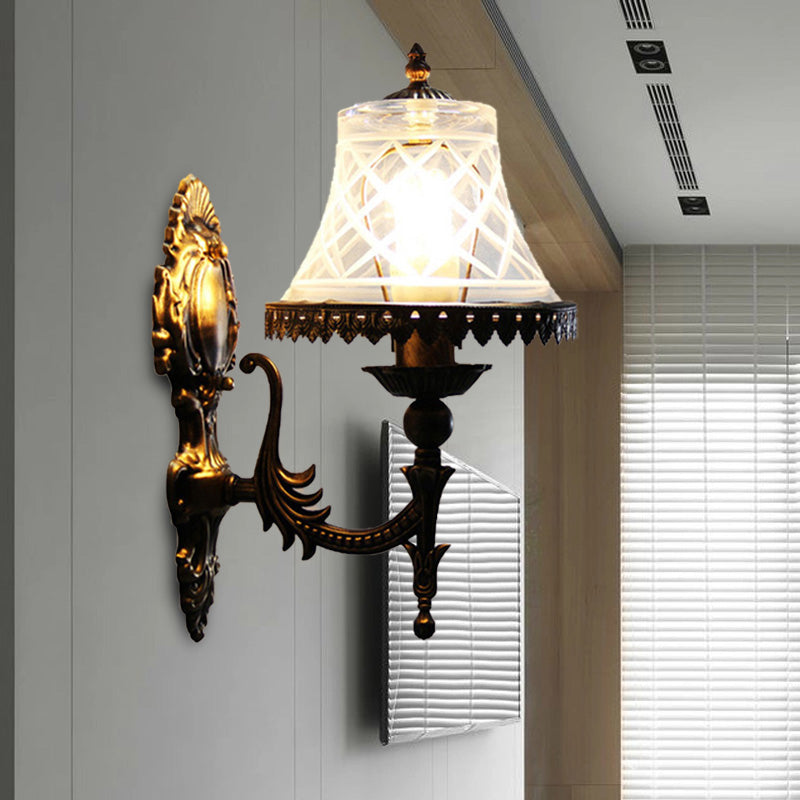 Traditional Bell Wall Lighting Clear Glass 1 Light Sconce Light for Dining Room Clearhalo 'Cast Iron' 'Glass' 'Industrial' 'Middle century wall lights' 'Modern' 'Tiffany wall lights' 'Tiffany' 'Traditional wall lights' 'Wall Lamps & Sconces' 'Wall Lights' Lighting' 174207