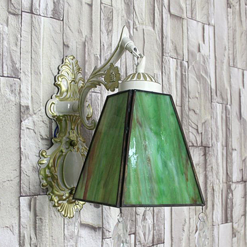 Geometric Wall Sconce Tiffany Style Stained Glass 1 Light Wall Sconce Lamp Fixture with Leaf Pendant in Amber/Green/Clear Green Clearhalo 'Industrial' 'Middle century wall lights' 'Tiffany wall lights' 'Tiffany' 'Wall Lamps & Sconces' 'Wall Lights' Lighting' 174611