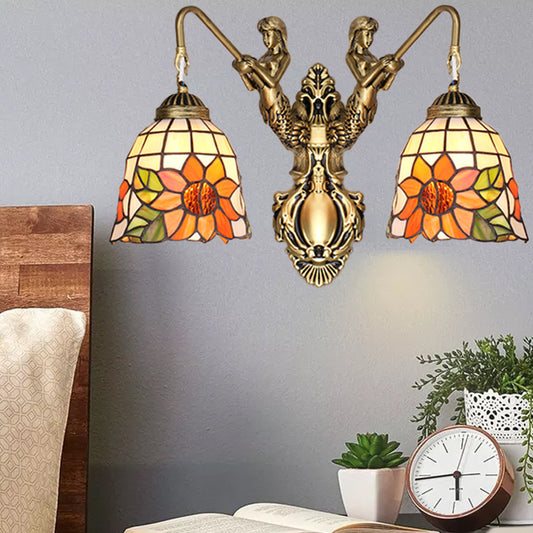 Gold Flared Sconce Light Fixture Tiffany 2 Heads Beige Glass Wall Mounted Light with Sunflower Pattern Clearhalo 'Industrial' 'Middle century wall lights' 'Tiffany wall lights' 'Tiffany' 'Wall Lamps & Sconces' 'Wall Lights' Lighting' 174868