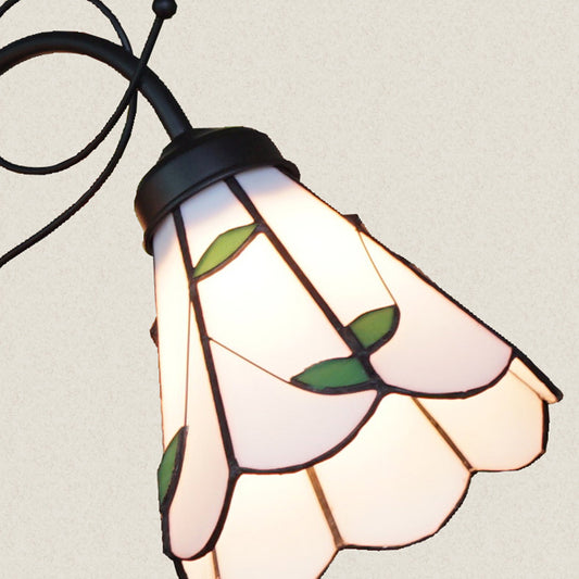Beige Glass Cone Hanging Light with Leaf Traditional 3 Light Ceiling Chandelier for Living Room Clearhalo 'Ceiling Lights' 'Chandeliers' 'Industrial' 'Middle Century Chandeliers' 'Tiffany Chandeliers' 'Tiffany close to ceiling' 'Tiffany' Lighting' 175744