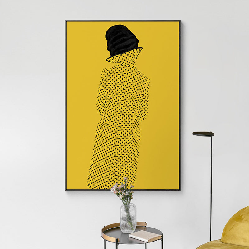 Glam Style Girl Back Painting Canvas Light Color Photography Wall Decor, Multiple Sizes Yellow Clearhalo 'Arts' 'Canvas Art' 1759977