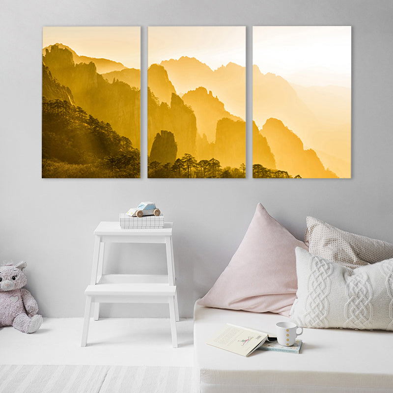 Misty Mountains Scene Wall Decor for Bathroom Photography Canvas Art Print, Multiple Sizes Clearhalo 'Art Gallery' 'Canvas Art' 'Contemporary Art Gallery' 'Modern' Arts' 1761104