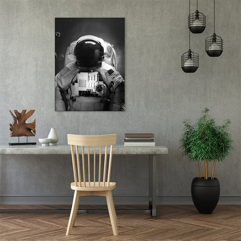 Modern Style Spaceman Canvas Boys Bedroom Wall Art Decor in Black, Multiple Sizes Clearhalo 'Art Gallery' 'Canvas Art' 'Contemporary Art Gallery' 'Modern' Arts' 1762213