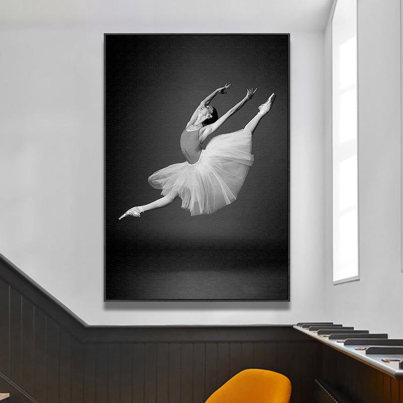 Textured Dancing Scene Painting Canvas Contemporary Wall Decor for Girls Bedroom Clearhalo 'Art Gallery' 'Canvas Art' 'Contemporary Art Gallery' 'Modern' Arts' 1762833