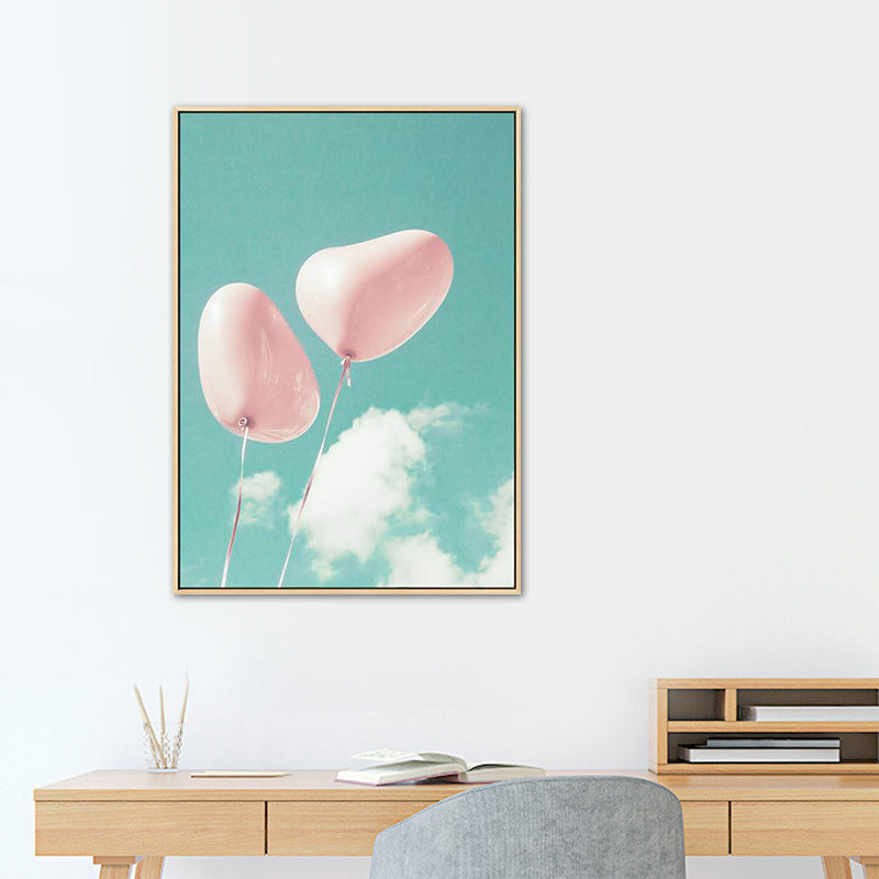 Heart-Shaped Balloon Canvas Art Print for Bedroom in Green, Multiple Sizes Available Clearhalo 'Art Gallery' 'Canvas Art' 'Contemporary Art Gallery' 'Modern' Arts' 1763082