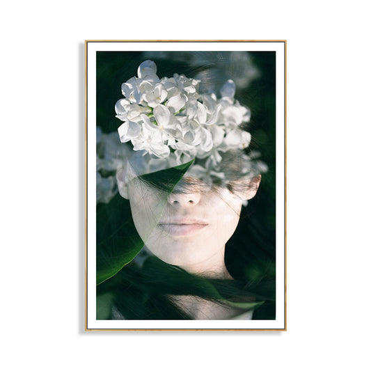 Photography Canvas Contemporary Wall Art Print Stylish Maiden in Green, Multiple Sizes Clearhalo 'Art Gallery' 'Canvas Art' 'Contemporary Art Gallery' 'Modern' Arts' 1764591
