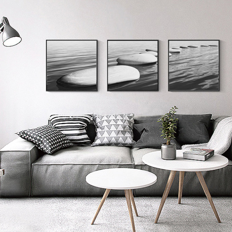 Seaside Oval Stone Scene Painting Light Color Modern Wrapped Canvas for Living Room Light Gray Clearhalo 'Art Gallery' 'Canvas Art' 'Contemporary Art Gallery' 'Modern' Arts' 1765150
