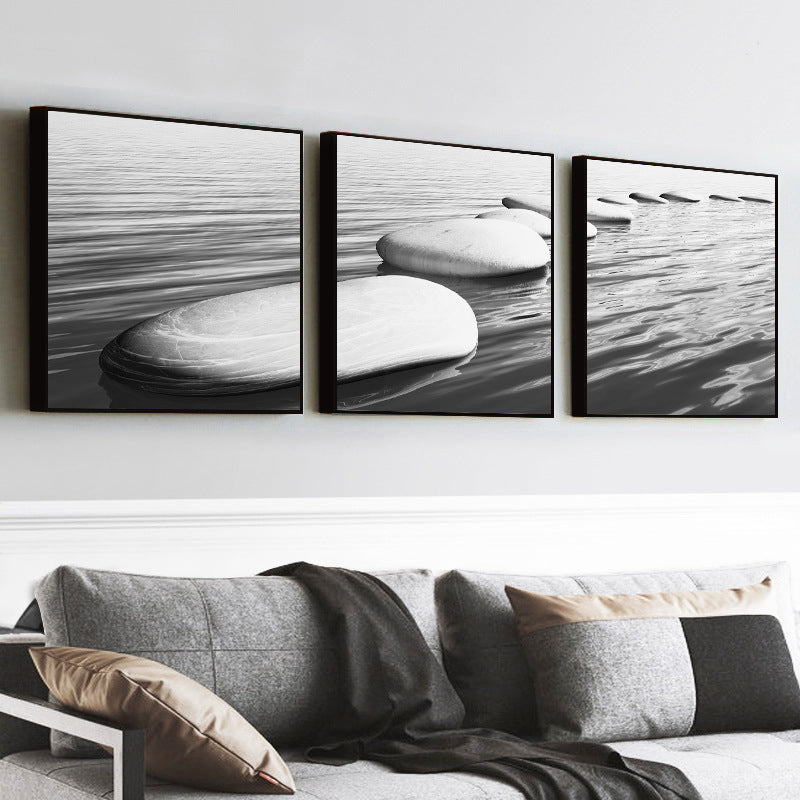 Seaside Oval Stone Scene Painting Light Color Modern Wrapped Canvas for Living Room Clearhalo 'Art Gallery' 'Canvas Art' 'Contemporary Art Gallery' 'Modern' Arts' 1765151